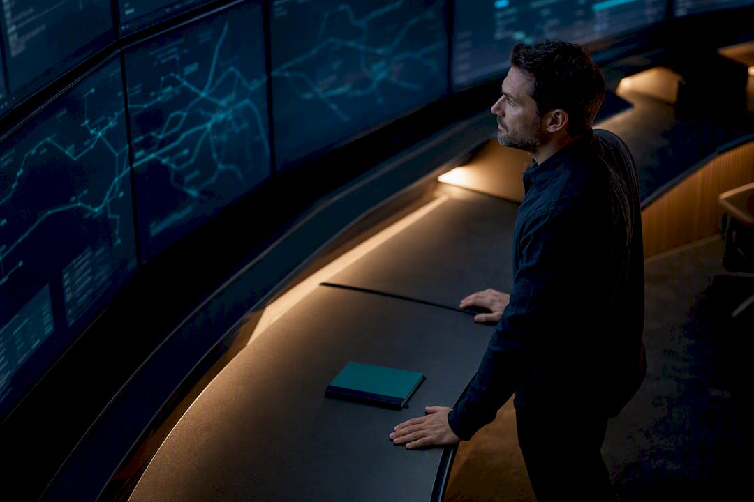 Engineer monitoring proxy traffic paths